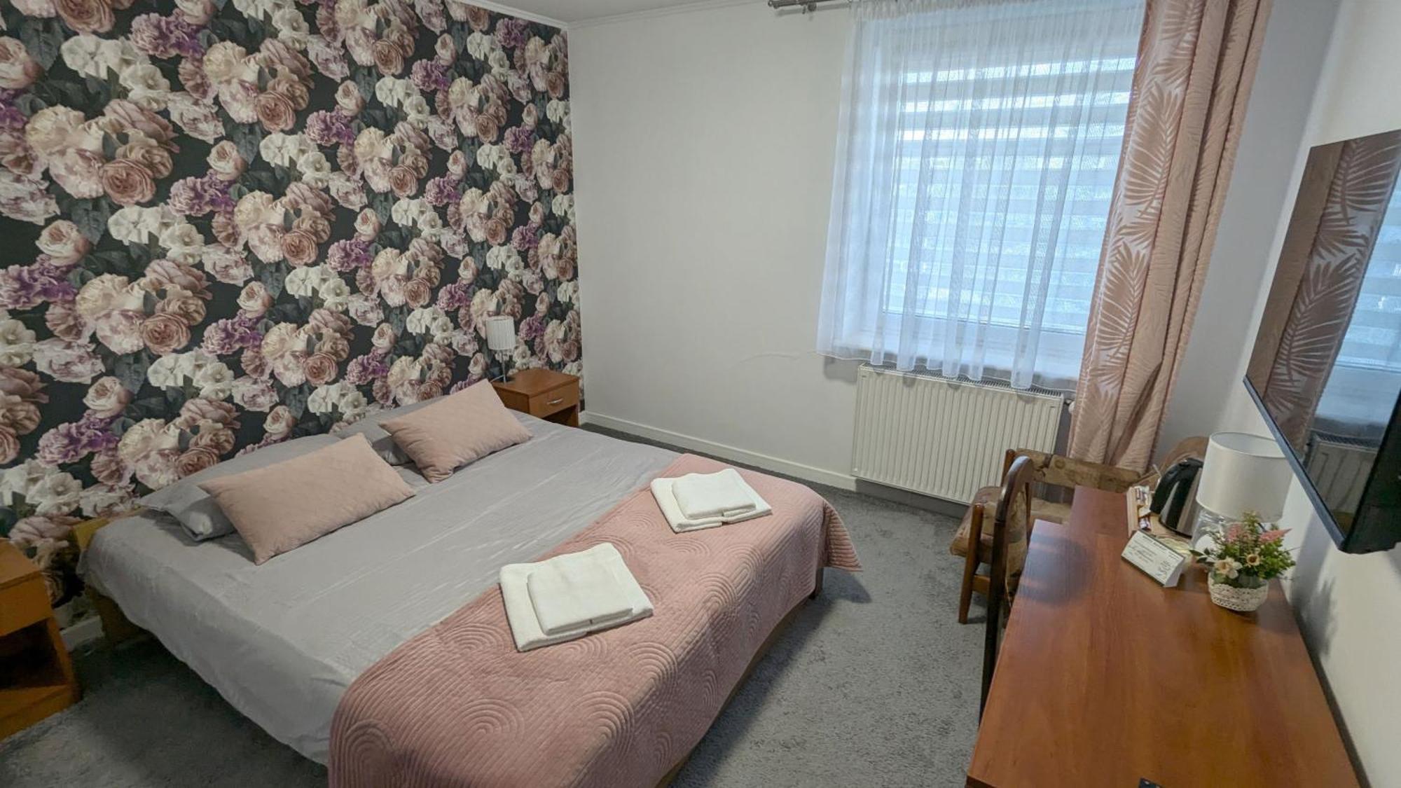 Hotel Magnat Głogów Małopolski Exteriör bild