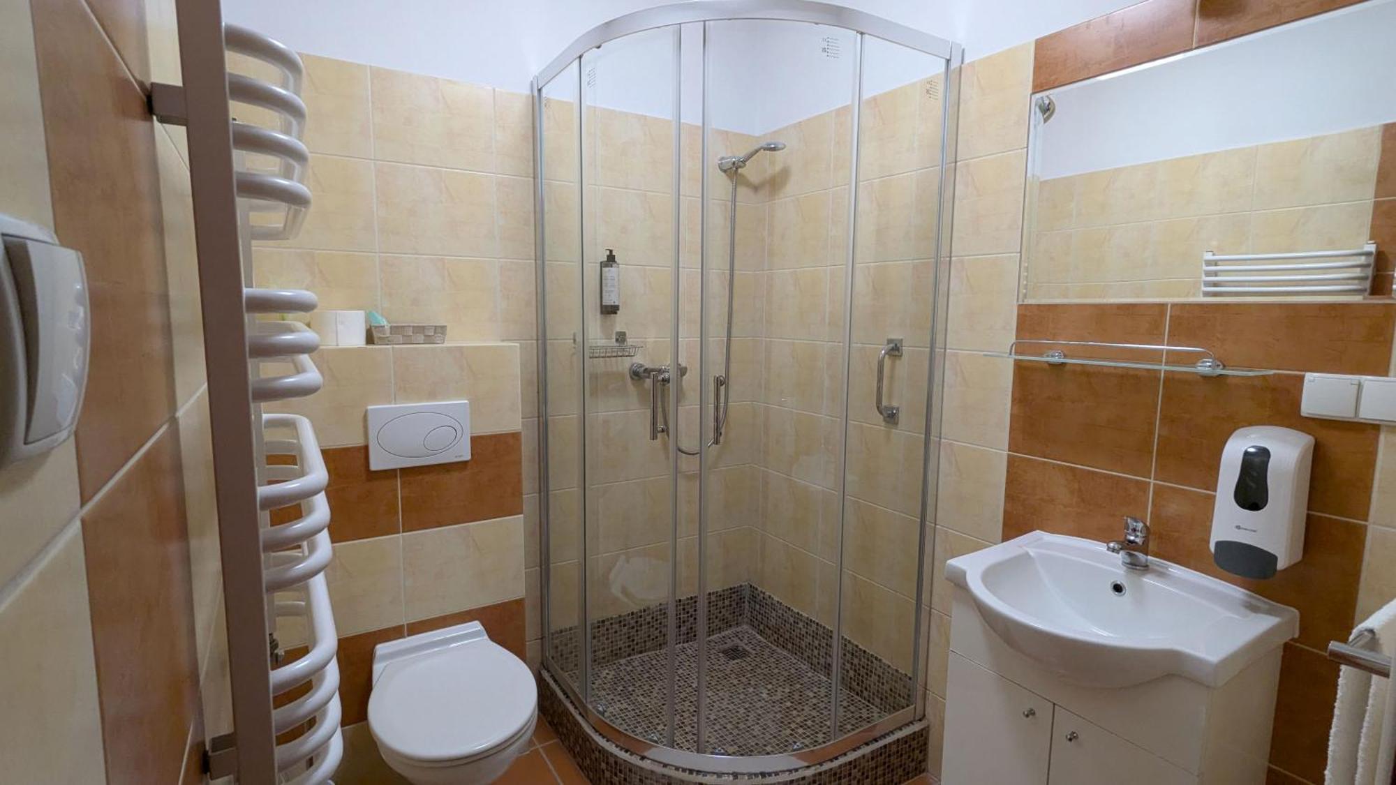 Hotel Magnat Głogów Małopolski Exteriör bild